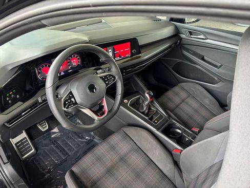 Used 2022 Volkswagen GTI S image 9