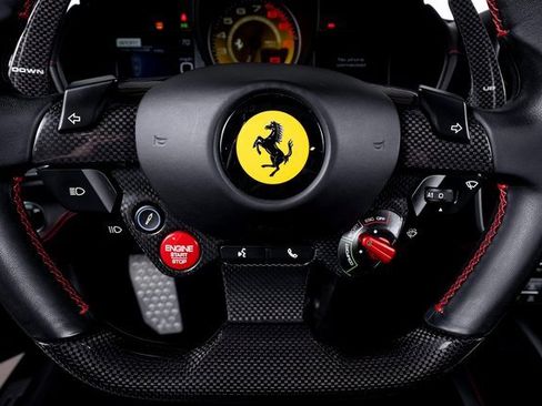 Used 2020 Ferrari Portofino image 37