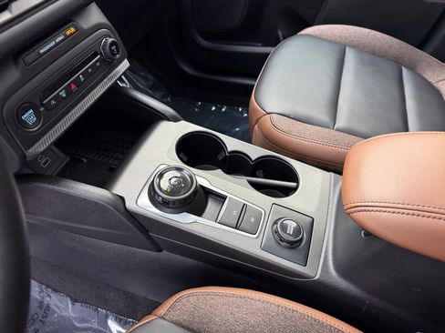 Certified 2025 Ford Bronco Sport Outer Banks w/ Outer Banks Tech Package+ image 13