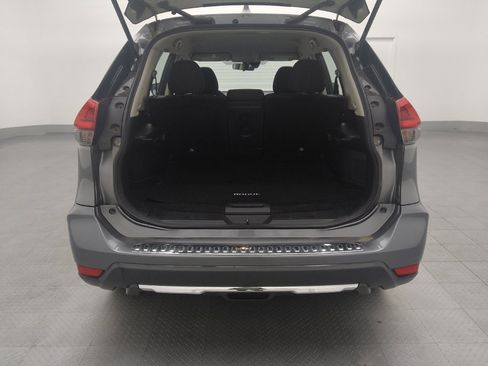 Used 2019 Nissan Rogue S image 29