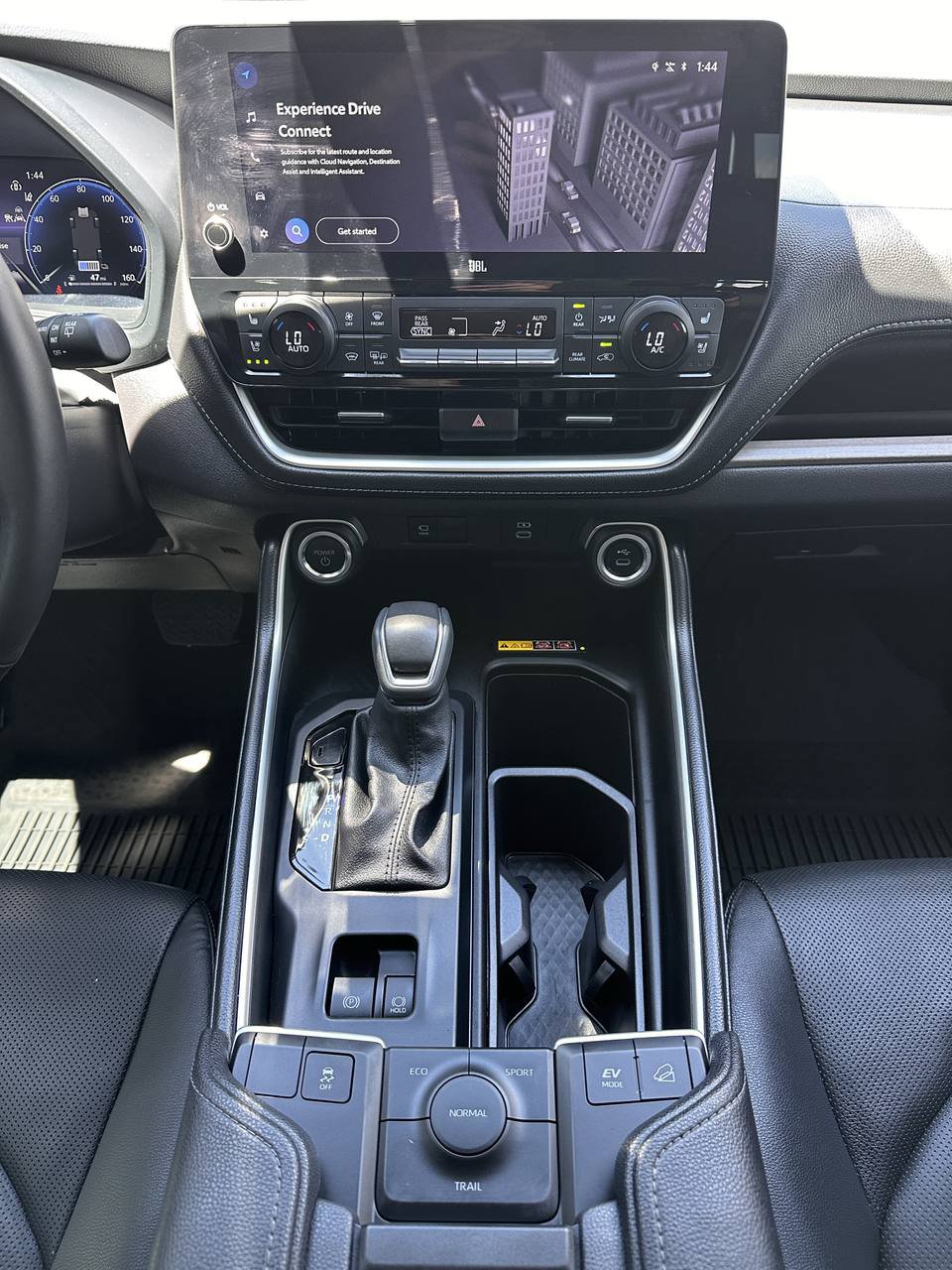 Used 2025 Toyota Grand Highlander AWD Hybrid w/ Blackout Package (GST) image 36
