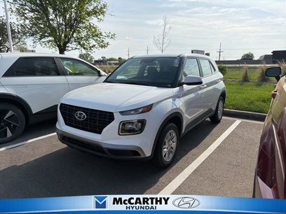 New 2026 Hyundai Venue SE