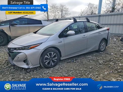 Used 2017 Toyota Prius Prime Plus FWD image 1