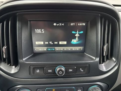 Used 2017 Chevrolet Colorado W/T w/ WT Convenience Package RWD image 18