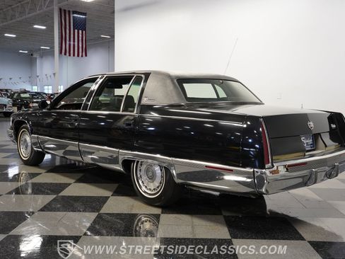 Used 1995 Cadillac Fleetwood Brougham RWD image 10