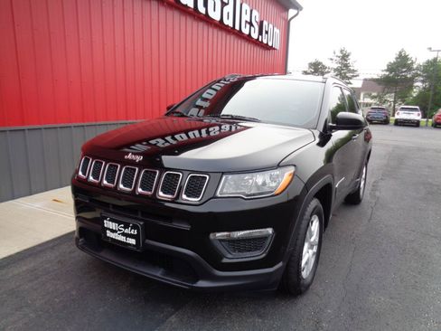Used 2019 Jeep Compass Sport FWD image 1