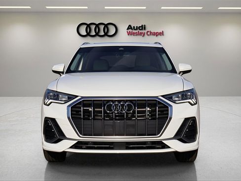 Used 2024 Audi Q3 2.0T Premium Plus image 8