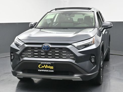 Used 2023 Toyota RAV4 Limited image 7