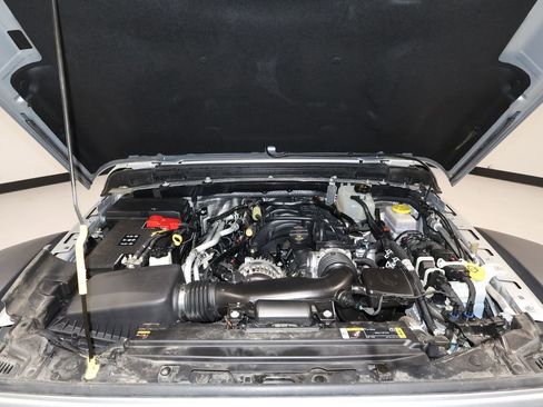 Used 2024 Jeep Wrangler Unlimited Rubicon image 30