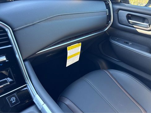 New 2026 Nissan Armada SL image 23