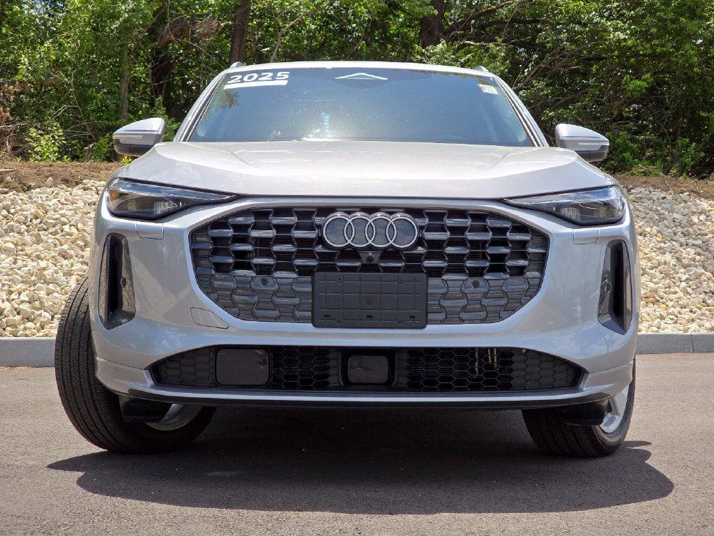 Used 2025 Audi Q5 Premium Plus AWD/4WD image 29