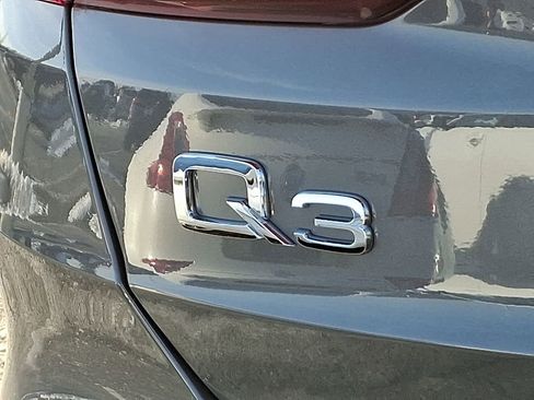 Used 2024 Audi Q3 2.0T Premium Plus w/ Premium Plus Package image 33