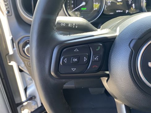 Used 2023 Jeep Wrangler Unlimited w/ Cold Weather Group AWD/4WD image 20