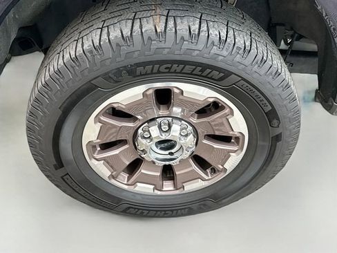 Used 2024 Ford F250 King Ranch w/ FX4 Off-Road Package image 33