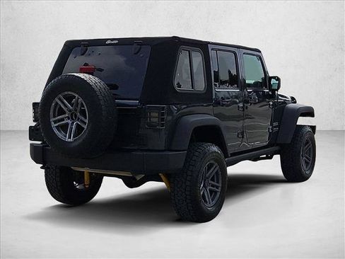 Used 2018 Jeep Wrangler Unlimited Sport S AWD/4WD image 5