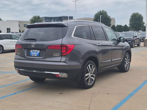 Used 2016 Honda Pilot Touring image 6