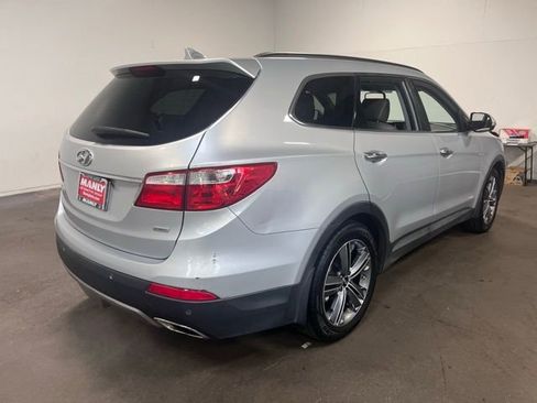 Used 2015 Hyundai Santa Fe GLS w/ Option Group 03 FWD image 3