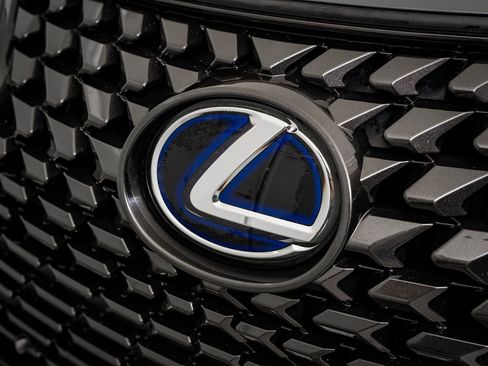 Used 2022 Lexus UX 250h w/ Premium Package image 3