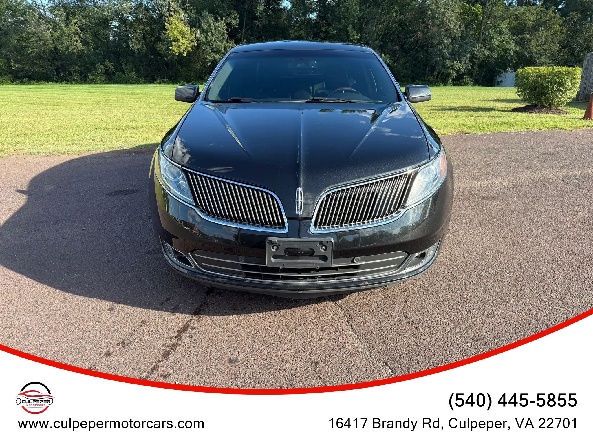 Used 2015 Lincoln MKS FWD image 1