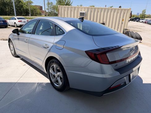Used 2021 Hyundai Sonata SE FWD image 4