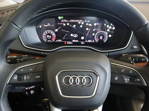 Used 2023 Audi Q5 2.0T Prestige w/ Prestige Package AWD/4WD image 16
