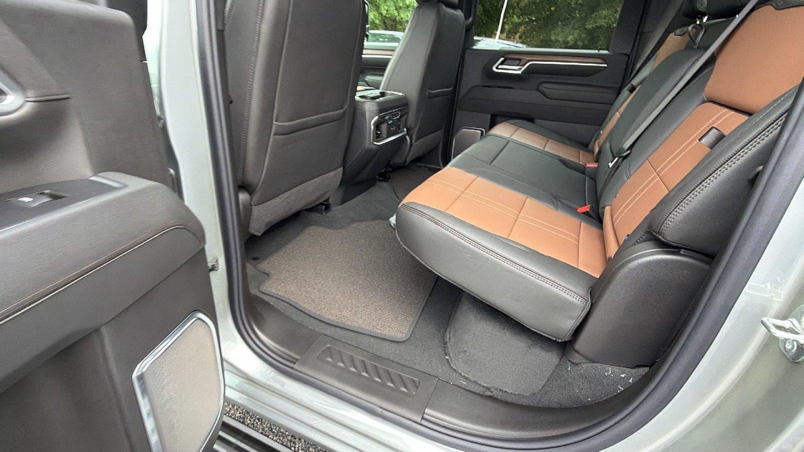 New 2026 Chevrolet Silverado 2500 High Country w/ High Country Premium Package AWD/4WD image 20