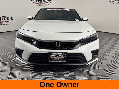Used 2023 Honda Civic Sport Touring image 4