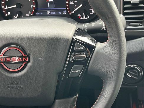 Used 2024 Nissan Frontier PRO-4X w/ Off-Road Protection Package image 21