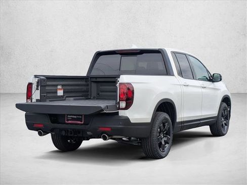 New 2026 Honda Ridgeline Black Edition image 2