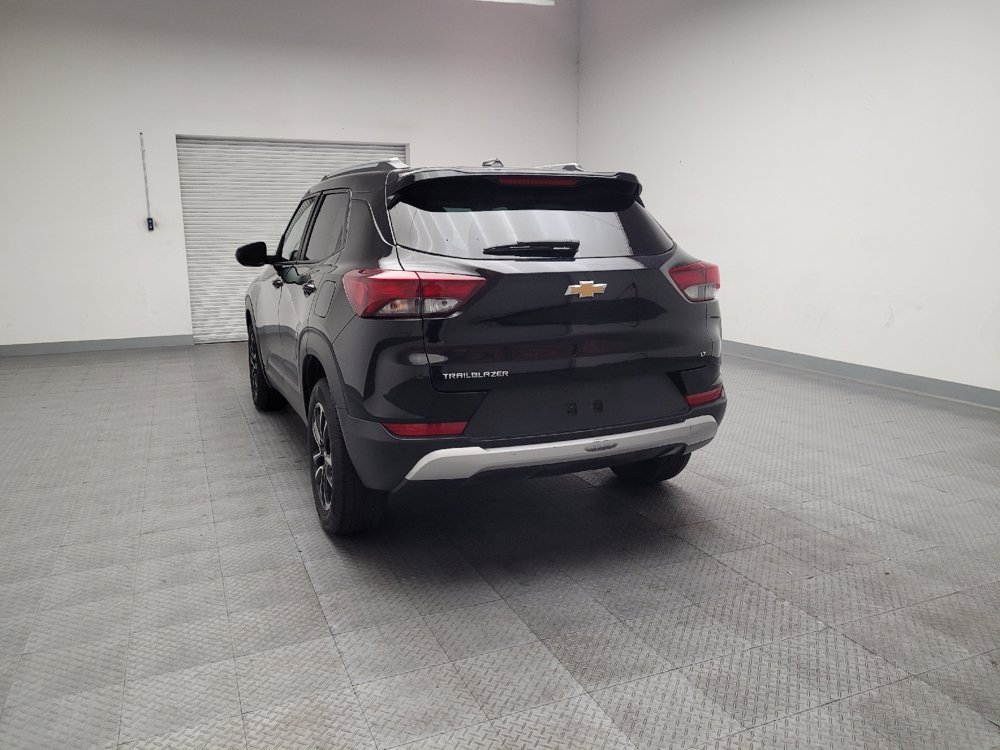 Used 2025 Chevrolet TrailBlazer LT FWD image 6