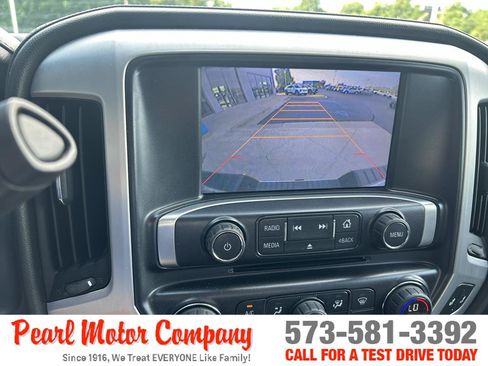 Used 2015 GMC Sierra 1500 SLE w/ SLE Value Package AWD/4WD image 17