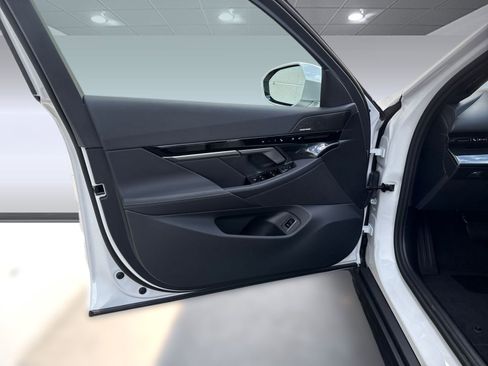 Used 2026 BMW 530i 530i w/ Premium Package image 23