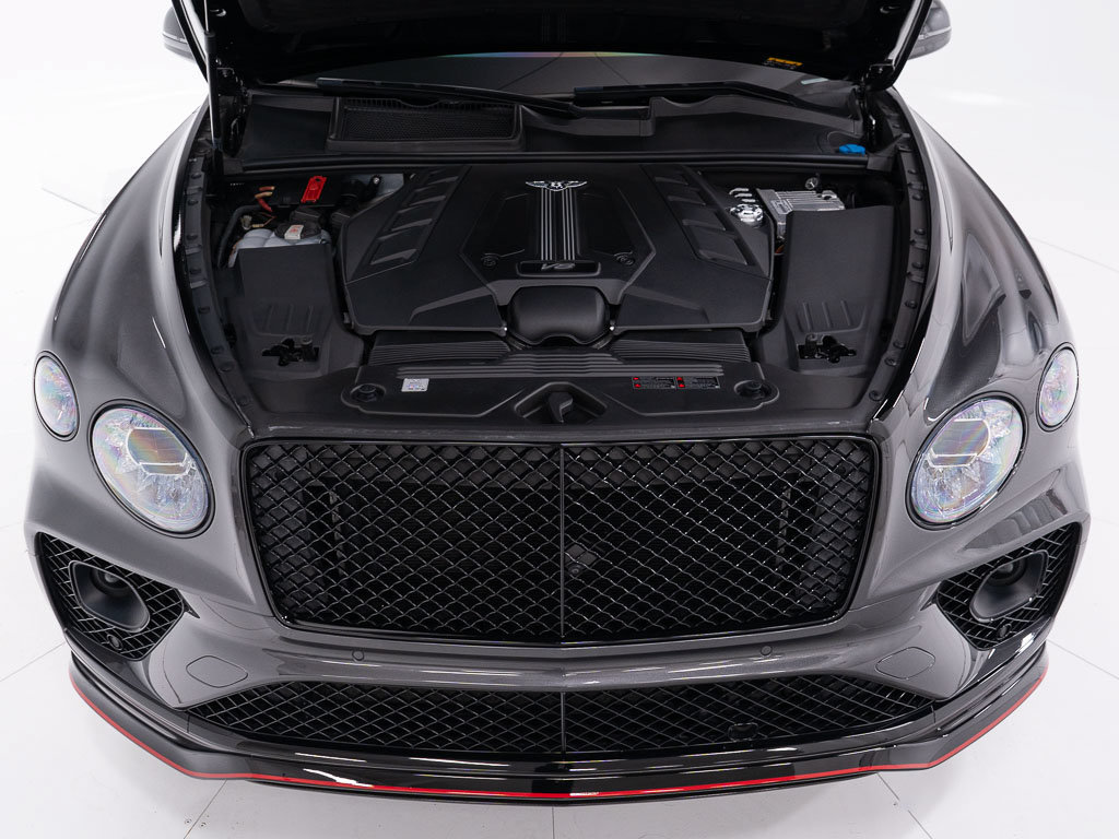 Certified 2022 Bentley Bentayga AWD/4WD image 47