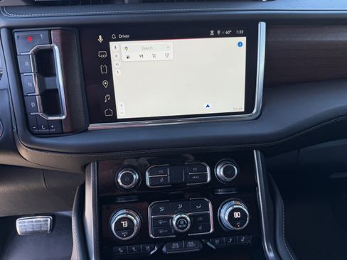 Used 2023 GMC Yukon Denali Ultimate image 25