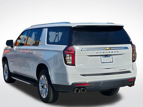 Used 2023 Chevrolet Suburban Premier image 24