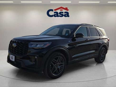 Used 2025 Ford Explorer ST-Line w/ ST-Line Street Pack AWD/4WD image 6