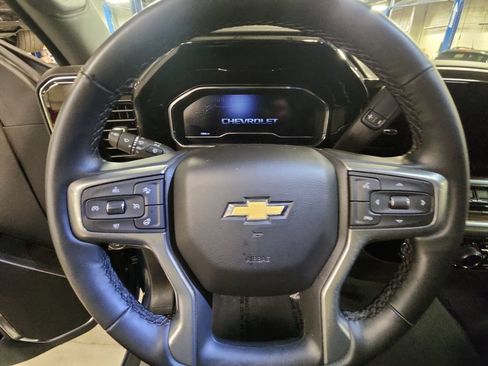 Certified 2024 Chevrolet Silverado 1500 LT AWD/4WD image 17