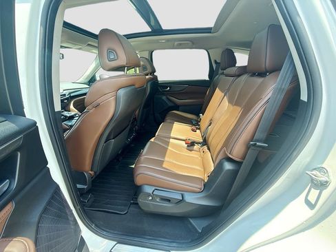 Used 2022 Acura MDX SH-AWD w/ Advance Package image 26