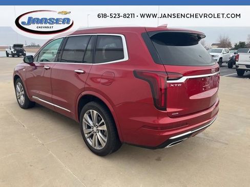 Used 2024 Cadillac XT6 Premium Luxury w/ LPO, Floor Liner Package image 4