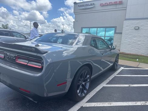 Used 2023 Dodge Challenger R/T Scat Pack RWD image 4