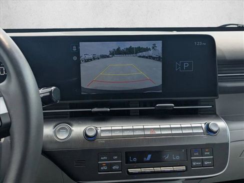 Used 2025 Hyundai Kona SEL AWD/4WD image 13
