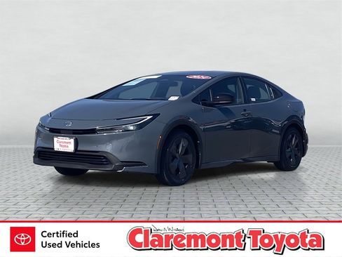 Certified 2024 Toyota Prius LE image 1
