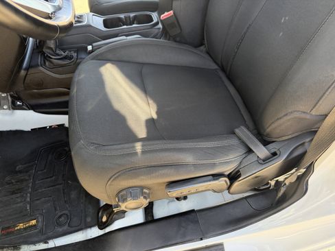 Used 2020 Jeep Gladiator Overland image 20