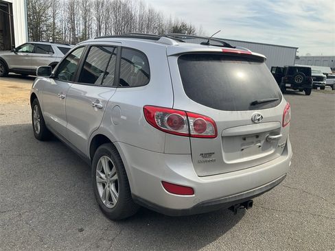 Used 2011 Hyundai Santa Fe Limited image 7
