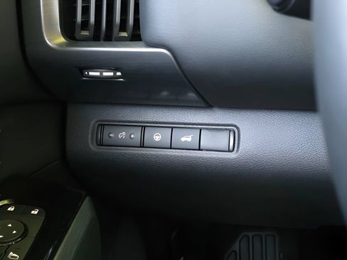Used 2025 Nissan Pathfinder SL w/ SL Premium Package AWD/4WD image 25