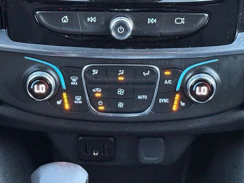 Used 2023 Chevrolet Traverse LT w/ Midnight/Sport Edition AWD/4WD image 22