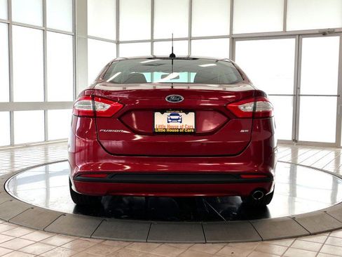 Used 2016 Ford Fusion SE image 6
