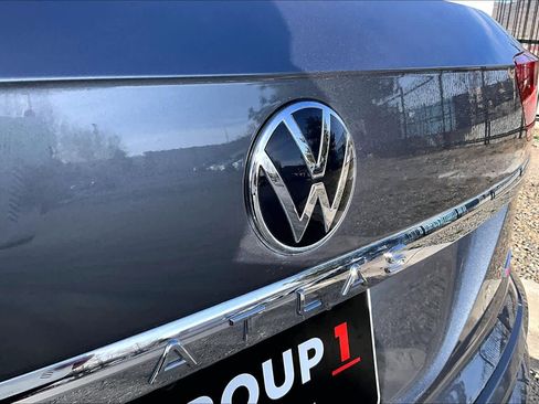 Used 2021 Volkswagen Atlas Cross Sport SE image 28