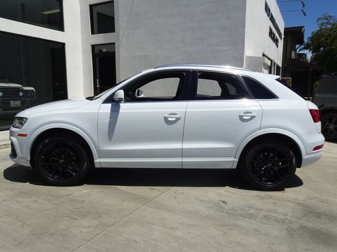Used 2016 Audi Q3 2.0T Premium Plus w/ Technology Package FWD image 3