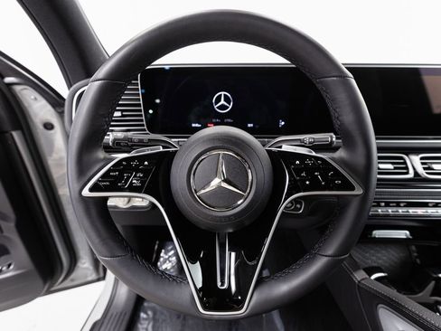 Used 2024 Mercedes-Benz GLE 580 GLE 580 image 12